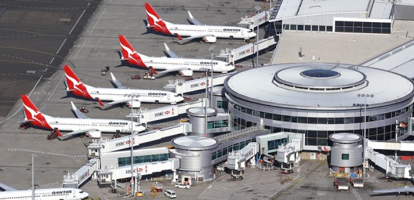 भारी वर्षाका कारण सिड्नी एयरपोर्टमा एक सयभन्दा बढी उडान रद्द